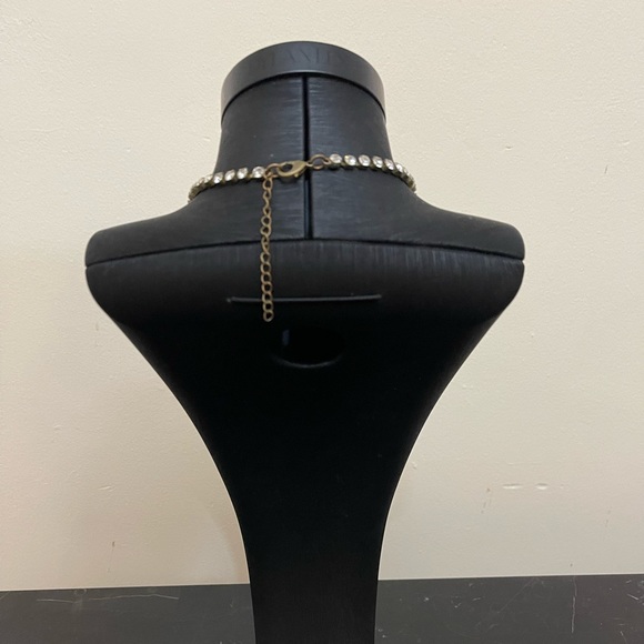 Gorgeous Vintage Austrian Crystal Necklace - Picture 4 of 5